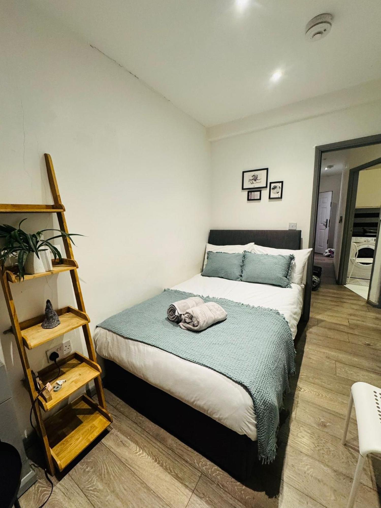"Spacious Family, Friendly" 1 Bedroom In Kings Cross, St Pancras!!!118A London Kültér fotó